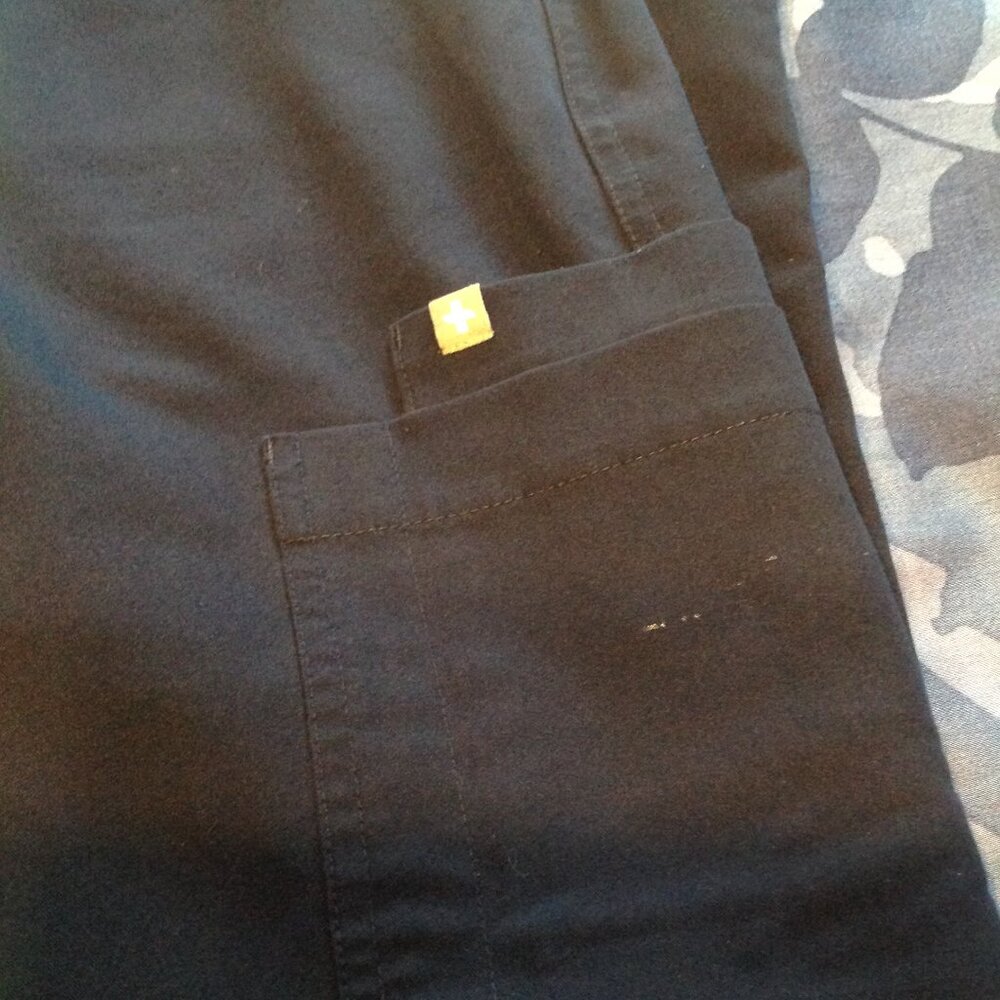 Figs Technical Collection Yola Scrubs Pants Set & Top Shirt Navy Blue XXS Lot - Picture 8 of 14